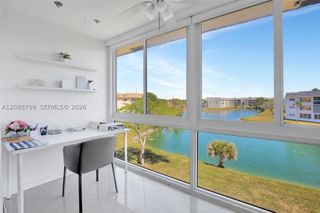 8400 Sunrise Lakes Blvd 312, Sunrise, FL 33322
