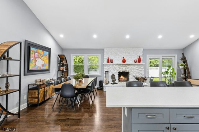 15 Roosevelt Ave, Berkeley Heights Twp., NJ 07922