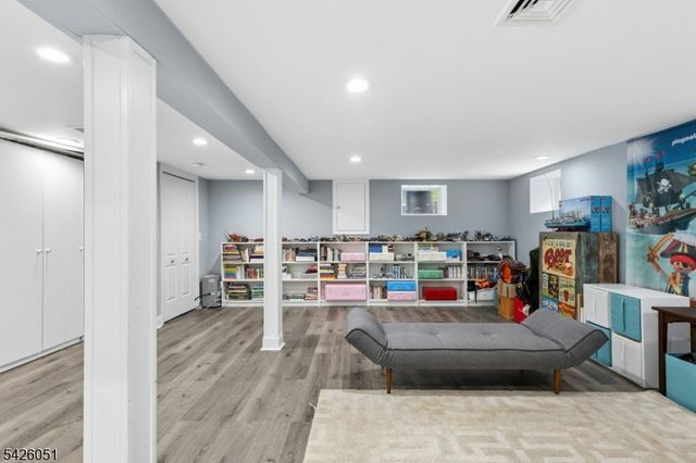 15 Roosevelt Ave, Berkeley Heights Twp., NJ 07922