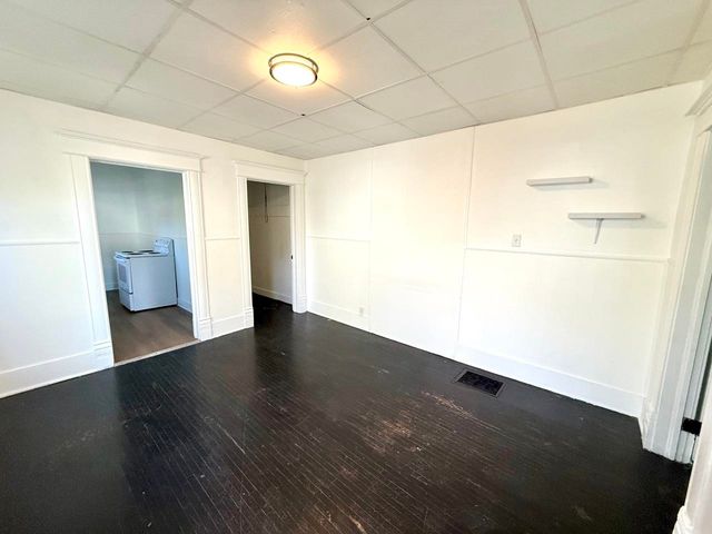 2016 S Market St, Wichita, KS 67211