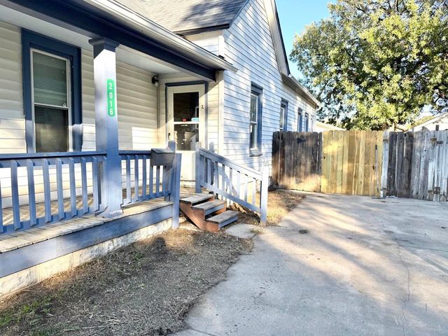 2016 S Market St, Wichita, KS 67211