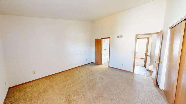 5273 Brandy Oaks Lane, Columbus, OH 43220