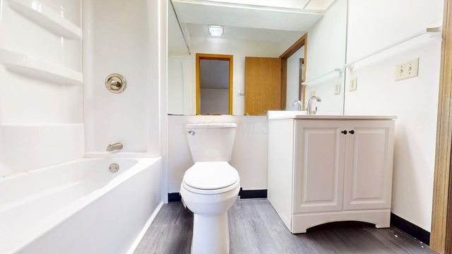 5273 Brandy Oaks Lane, Columbus, OH 43220