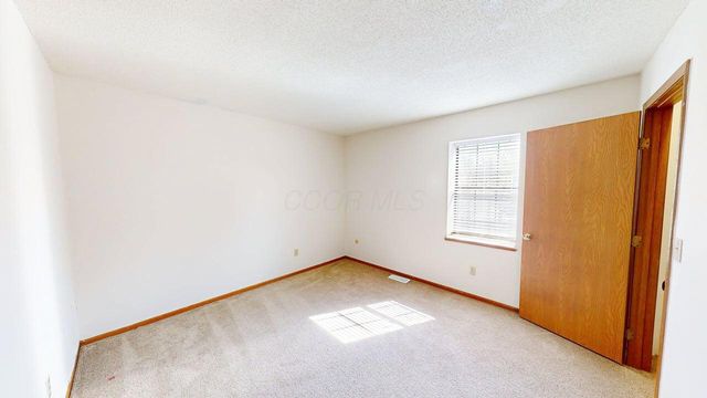 5273 Brandy Oaks Lane, Columbus, OH 43220