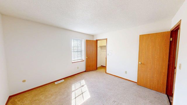 5273 Brandy Oaks Lane, Columbus, OH 43220