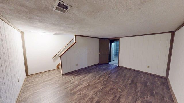 5273 Brandy Oaks Lane, Columbus, OH 43220