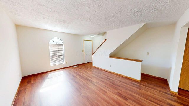 5273 Brandy Oaks Lane, Columbus, OH 43220