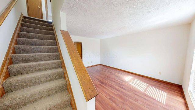 5273 Brandy Oaks Lane, Columbus, OH 43220