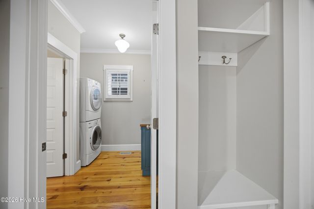 319 E Nash Street, Southport, NC 28461