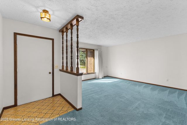6822 Aberdeen Drive, Dimondale, MI 48821