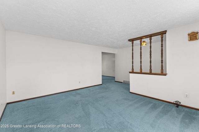 6822 Aberdeen Drive, Dimondale, MI 48821