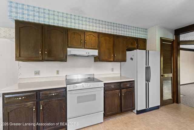 6822 Aberdeen Drive, Dimondale, MI 48821