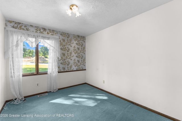 6822 Aberdeen Drive, Dimondale, MI 48821