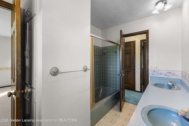 6822 Aberdeen Drive, Dimondale, MI 48821