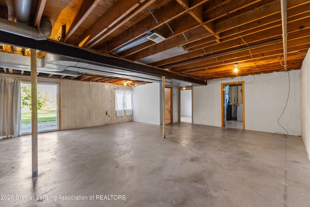 6822 Aberdeen Drive, Dimondale, MI 48821