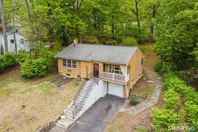 100 Wooster Avenue, Waterbury, CT 06708