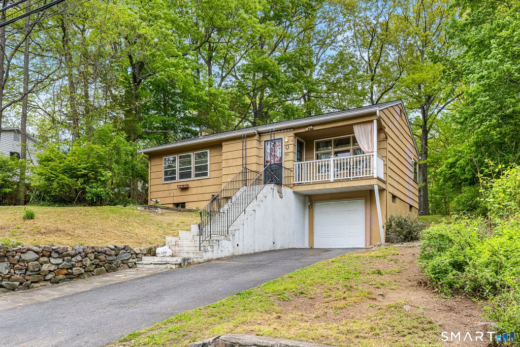 100 Wooster Avenue, Waterbury, CT 06708