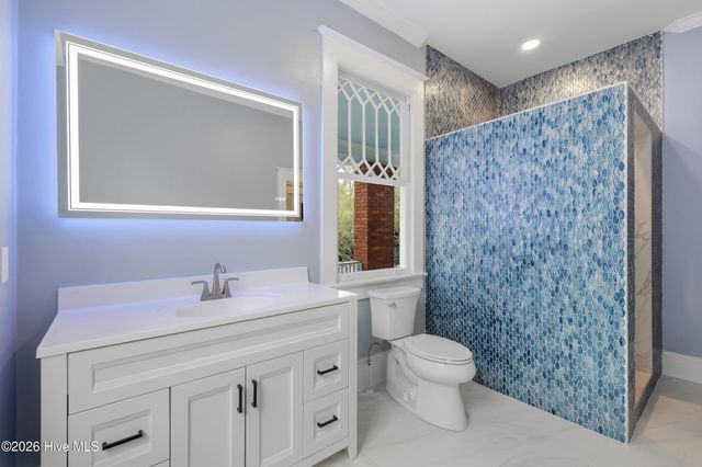 403 Dock Street Unit B, Wilmington, NC 28401