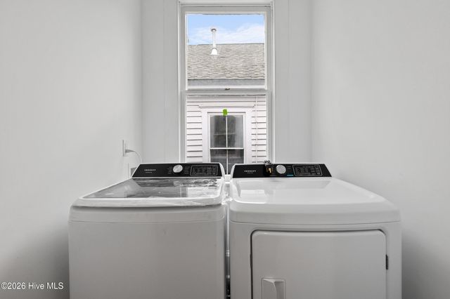 403 Dock Street Unit B, Wilmington, NC 28401