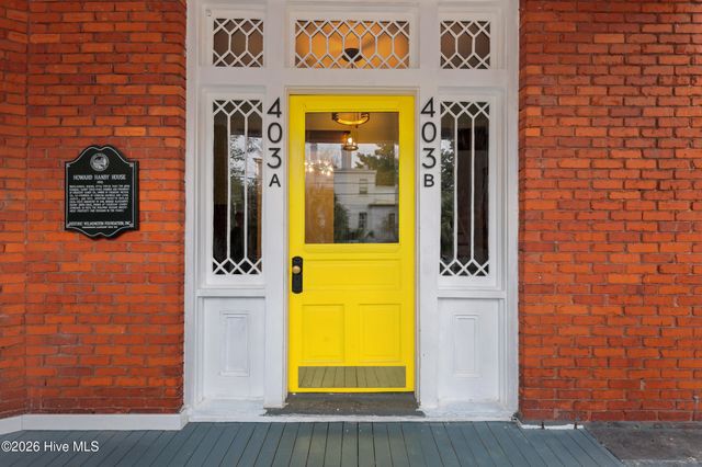 403 Dock Street Unit B, Wilmington, NC 28401