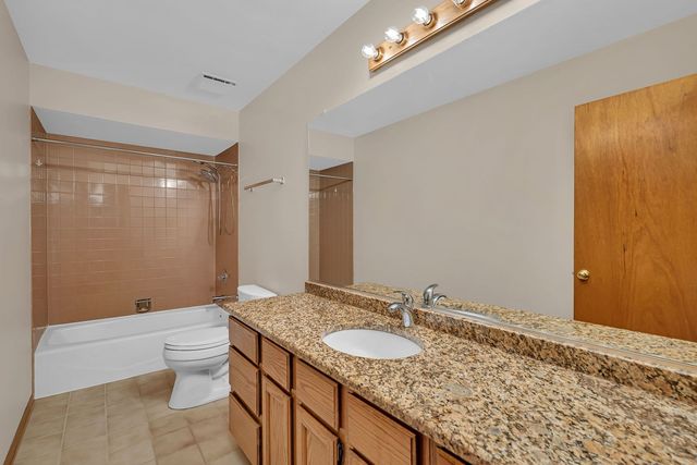 19410 Fiona Avenue, Mokena, IL 60448