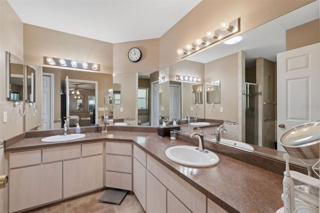 8681 SW 140TH AVENUE, Dunnellon, FL 34432