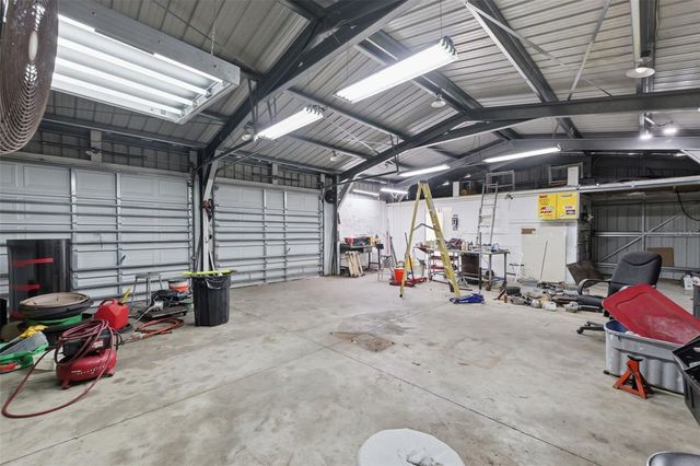 8681 SW 140TH AVENUE, Dunnellon, FL 34432