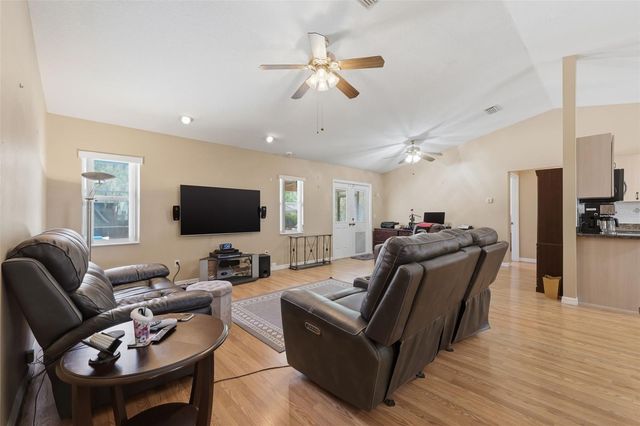 8681 SW 140TH AVENUE, Dunnellon, FL 34432