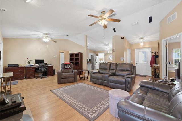 8681 SW 140TH AVENUE, Dunnellon, FL 34432