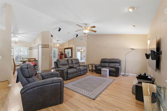 8681 SW 140TH AVENUE, Dunnellon, FL 34432