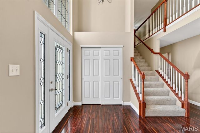 295 Romaine Spring View, Fenton, MO 63026