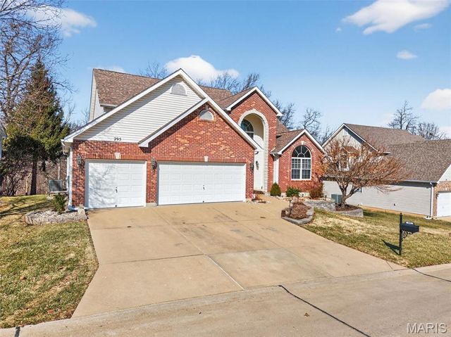 295 Romaine Spring View, Fenton, MO 63026