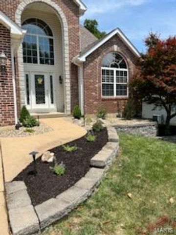 295 Romaine Spring View, Fenton, MO 63026