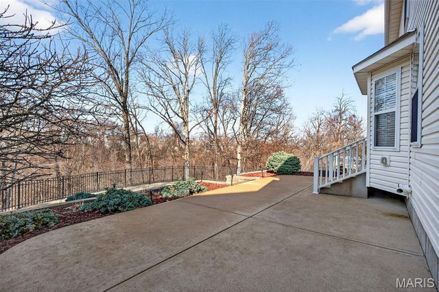 295 Romaine Spring View, Fenton, MO 63026