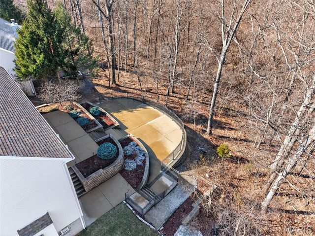 295 Romaine Spring View, Fenton, MO 63026