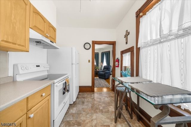 128 Belvidere Ave, Washington Boro, NJ 07882