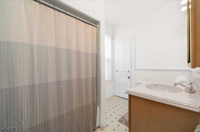 128 Belvidere Ave, Washington Boro, NJ 07882