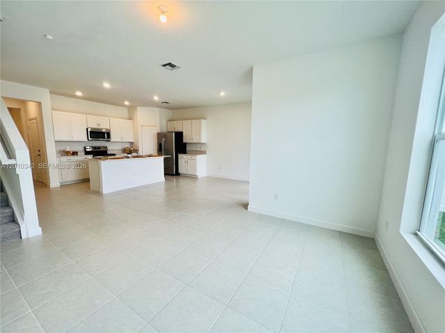 6909 Harbours Edge Ave 6909, Lake Worth, FL 33467