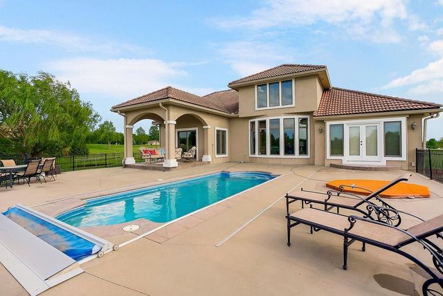18750 W 248th Street, Paola, KS 66071