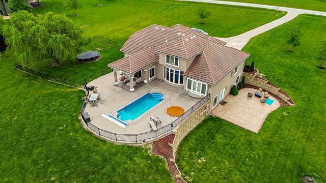 18750 W 248th Street, Paola, KS 66071