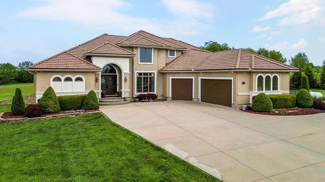 18750 W 248th Street, Paola, KS 66071