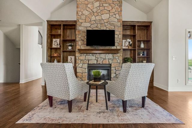 18750 W 248th Street, Paola, KS 66071