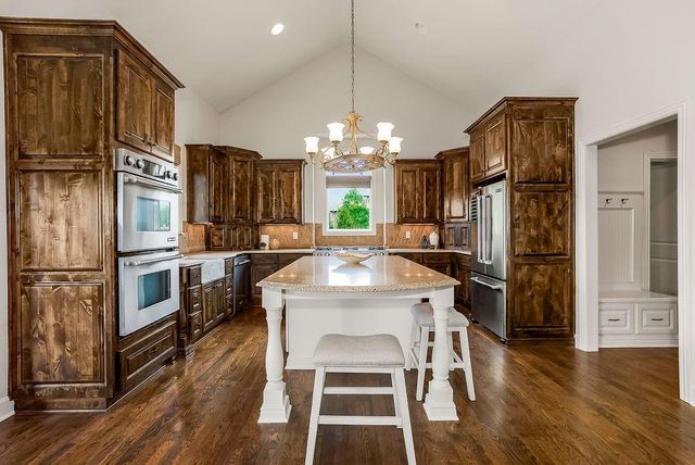 18750 W 248th Street, Paola, KS 66071