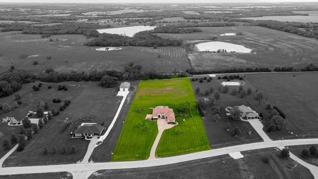 18750 W 248th Street, Paola, KS 66071
