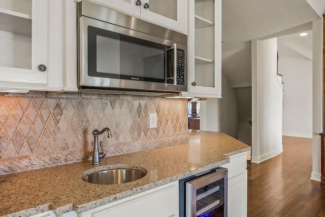 18750 W 248th Street, Paola, KS 66071