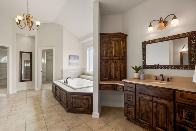 18750 W 248th Street, Paola, KS 66071