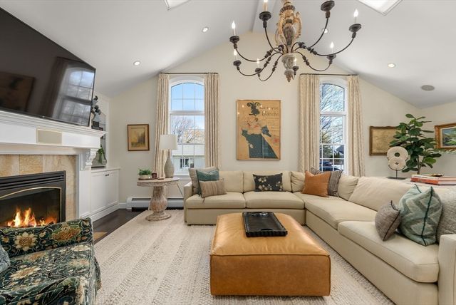 134 Candlewood Drive, Waltham, MA 02451