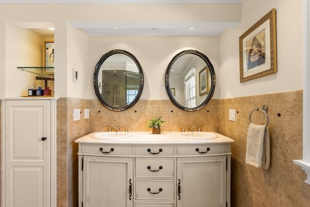 134 Candlewood Drive, Waltham, MA 02451
