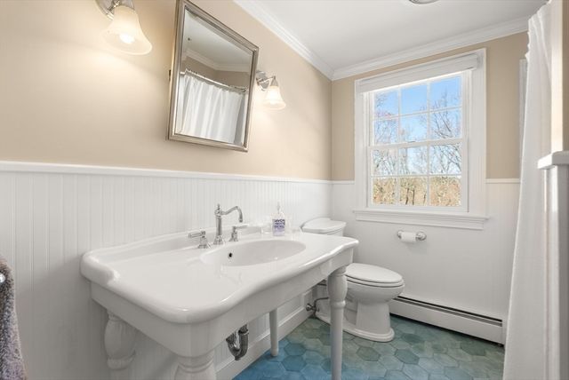134 Candlewood Drive, Waltham, MA 02451