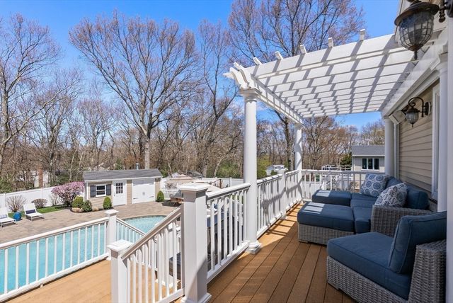 134 Candlewood Drive, Waltham, MA 02451